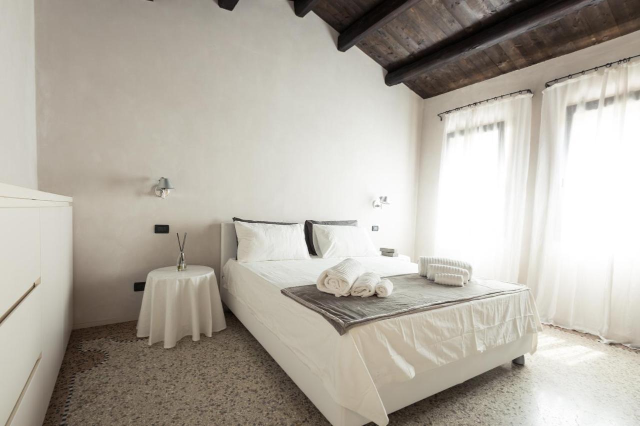 Amazing Modern Design Home, Campo Dei Mori. Wifi Venice Exterior photo